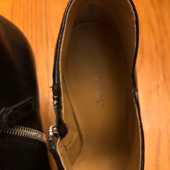 Nine West Zipper Heel - Picture 4 of 4